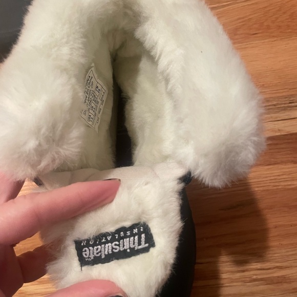 Worn 2x Sorel boots - Picture 2 of 7